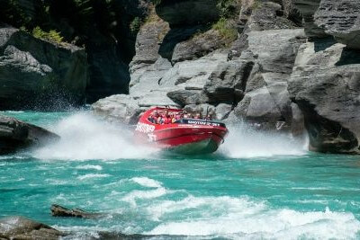 Jetboating Shotover Canyon